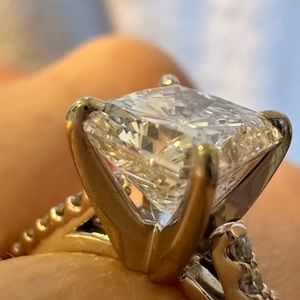 COPY - COPY - Stunning 2.7 ct diamond engagement ring with wedding band.  Ianne…